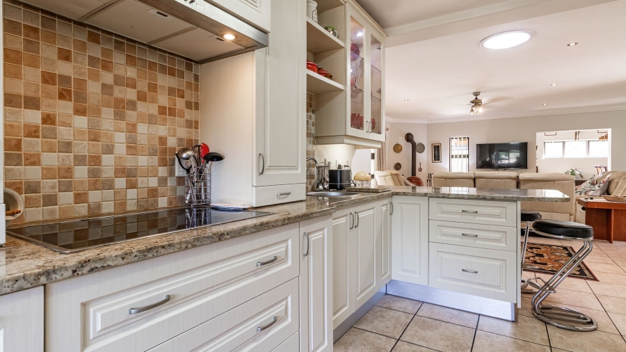 3 Bedroom Property for Sale in The Island Western Cape